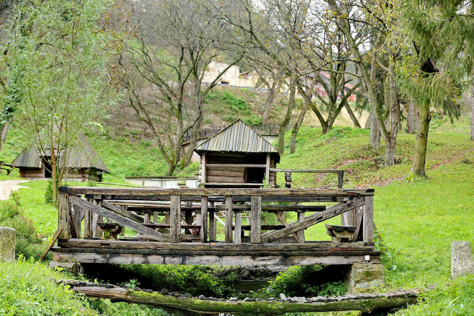 Canon EOS 5D Mark III sample photo. Bridge, cottage, countryside, hillside photography