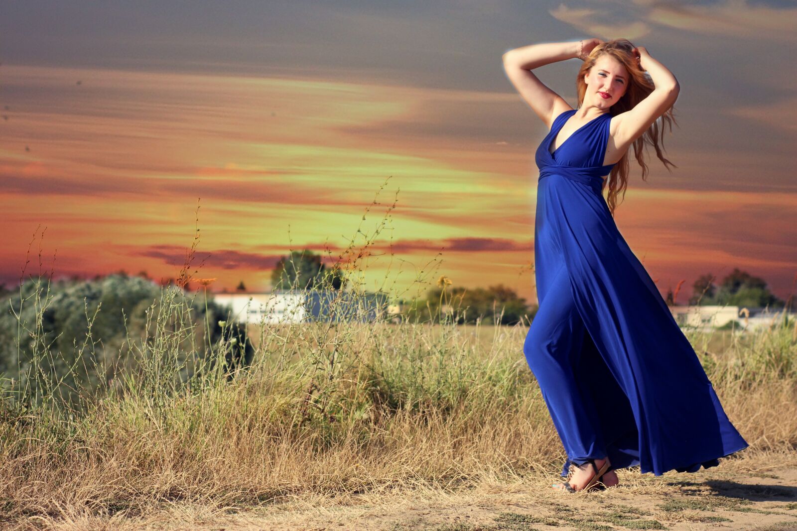 Canon EOS 700D (EOS Rebel T5i / EOS Kiss X7i) + Canon EF 85mm F1.8 USM sample photo. Girl, blonde, dress photography