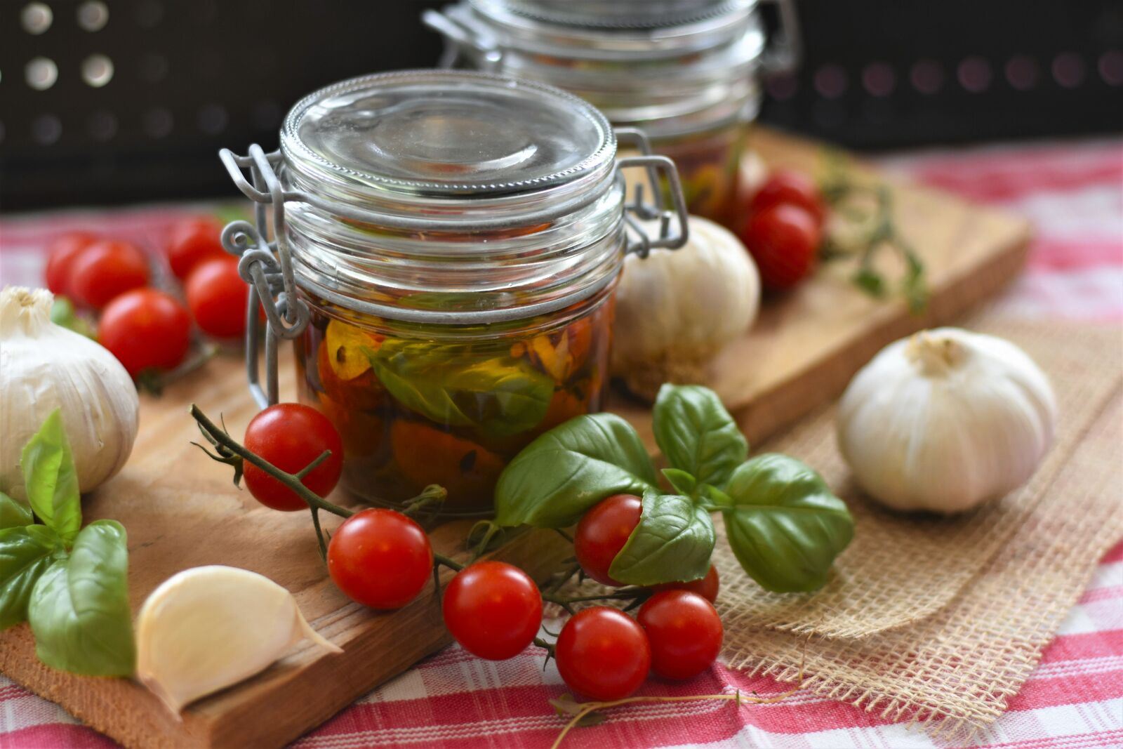 Nikon D7200 sample photo. Tomatoes, oil, herbs photography