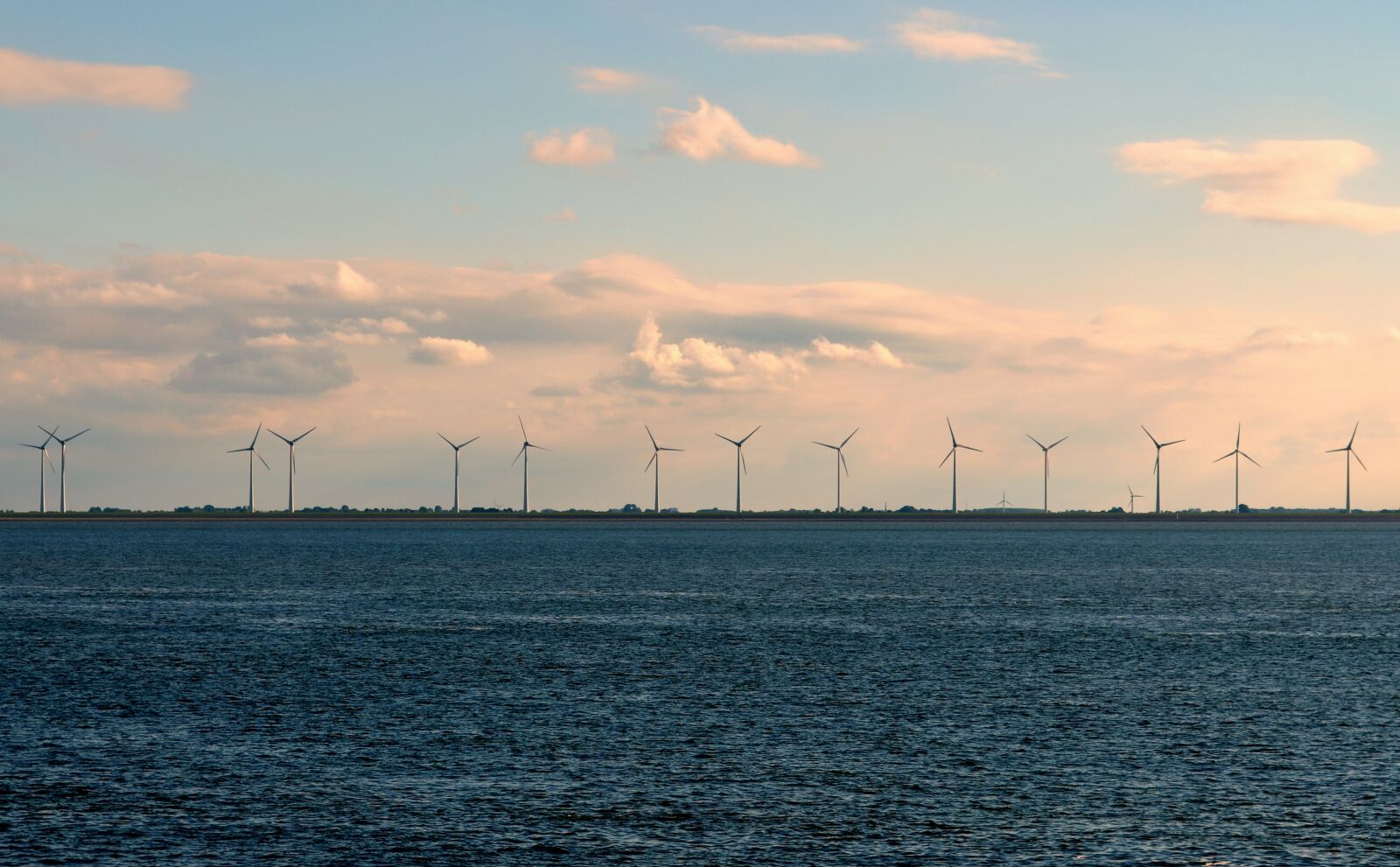 Nikon D5100 sample photo. Windr der, wind energy photography