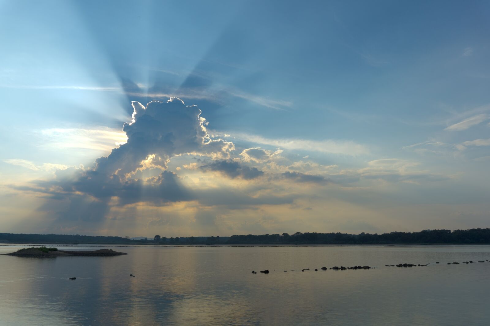 Sony a5100 sample photo. Cloud, sun, jiang photography