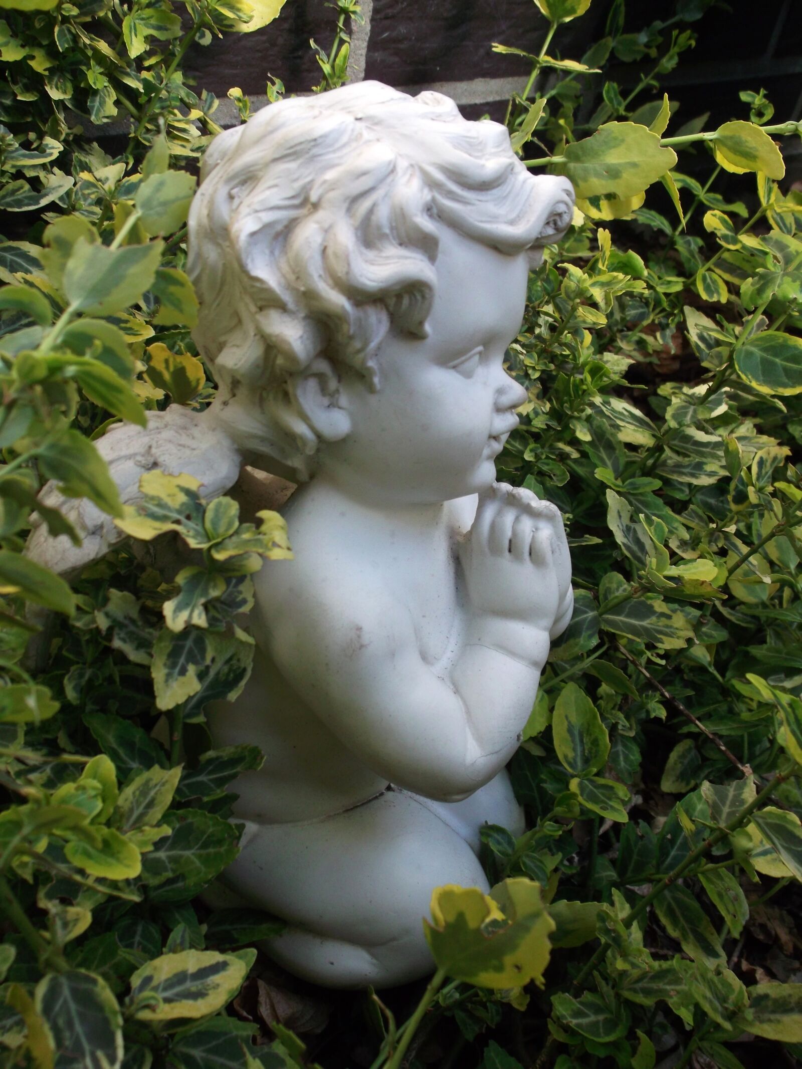 Fujifilm FinePix AX300 sample photo. Angel, faith, hope photography
