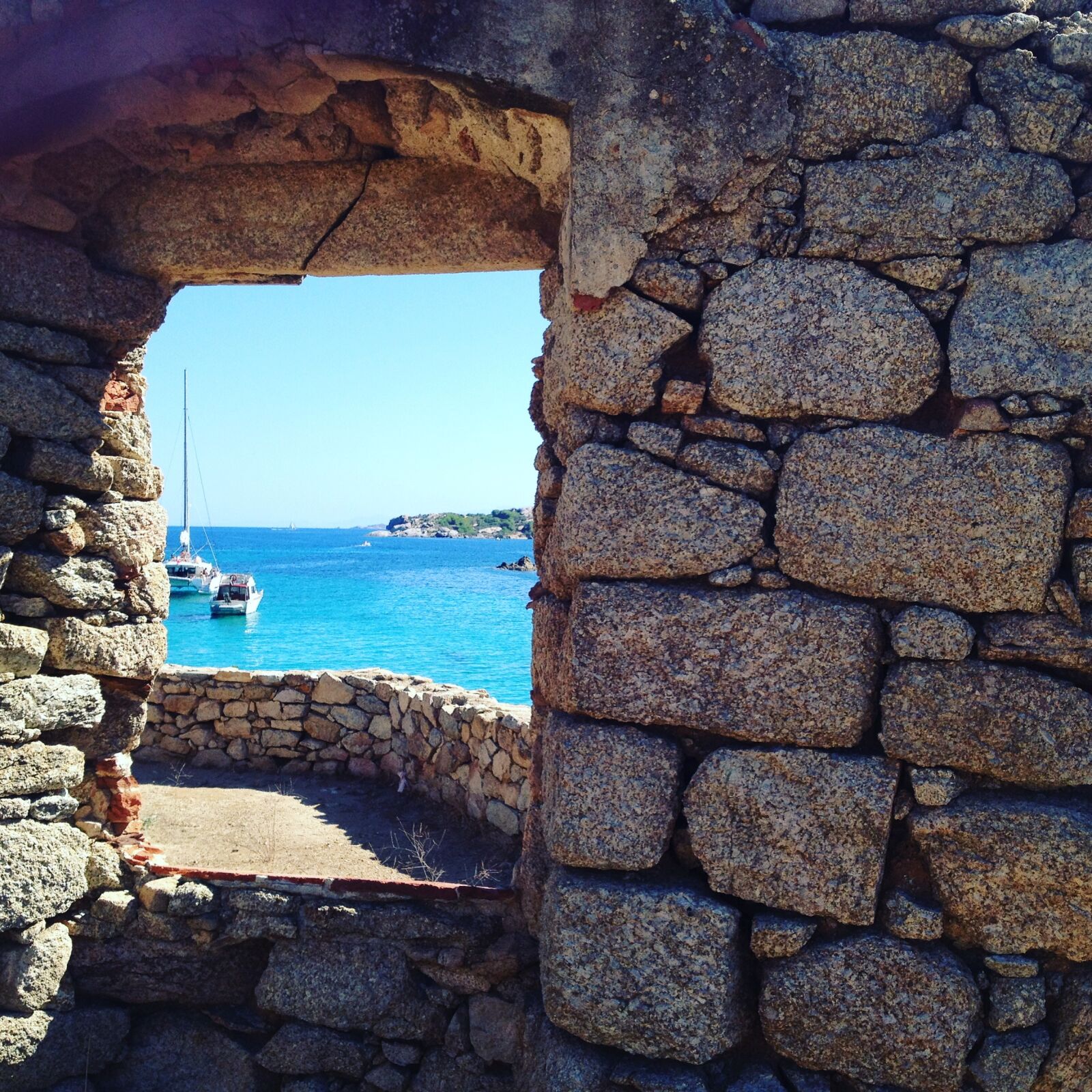 iPhone 4S back camera 4.28mm f/2.4 sample photo. Corsica, revellata, sea photography
