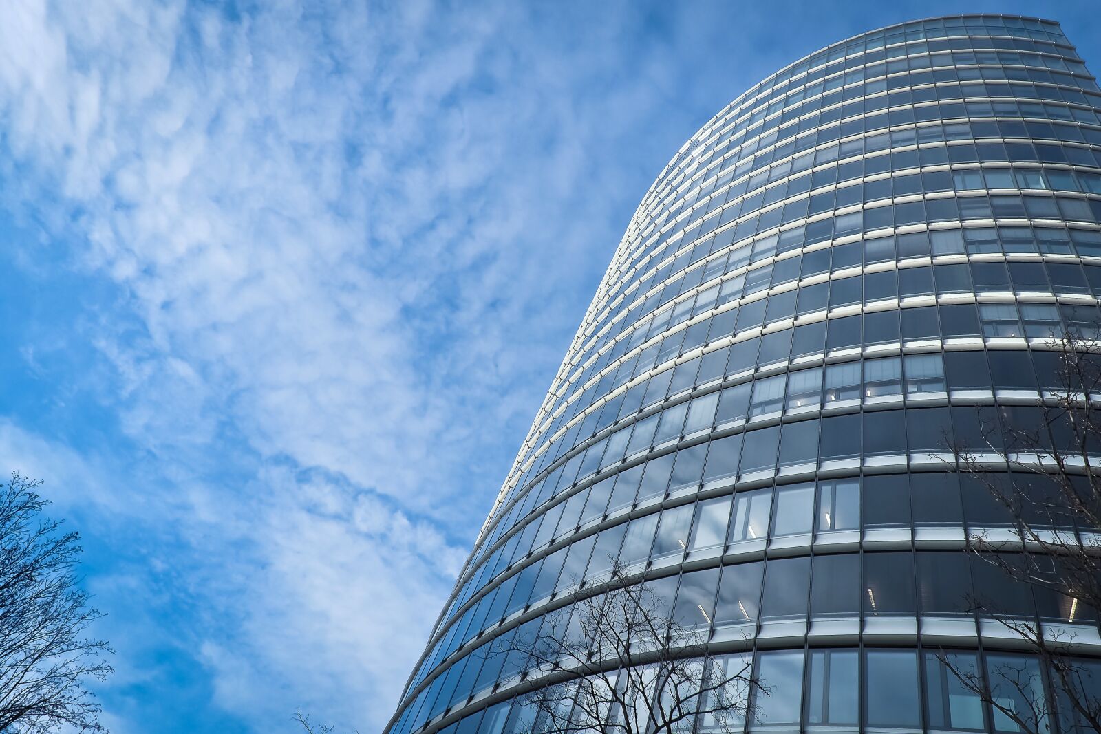 Olympus OM-D E-M10 sample photo. Architecture, modern, building photography