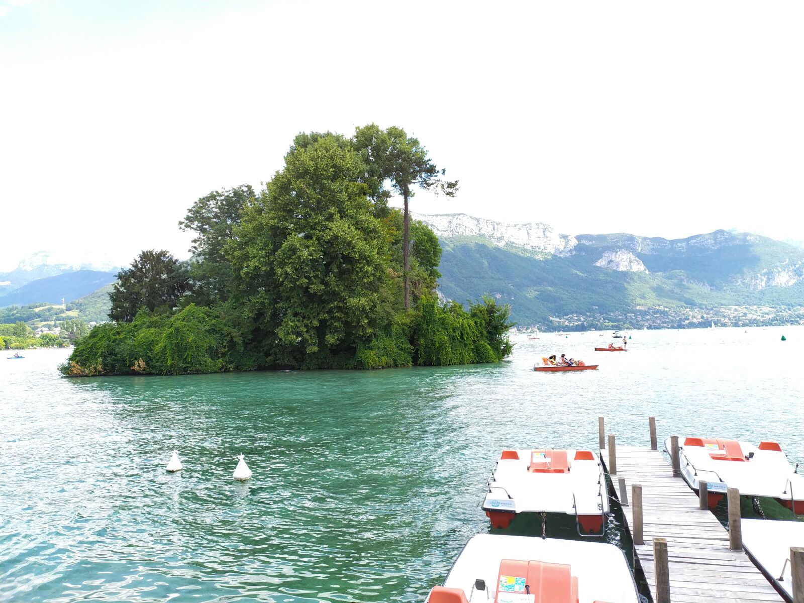 Xiaomi Redmi Note 7 sample photo. Lake annecy, savoie, mountains photography