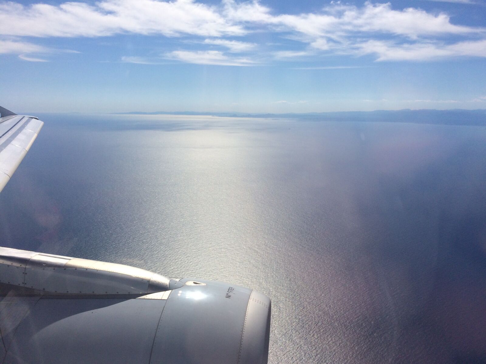 iPhone 5s back camera 4.15mm f/2.2 sample photo. Aircraft, sky, flying photography