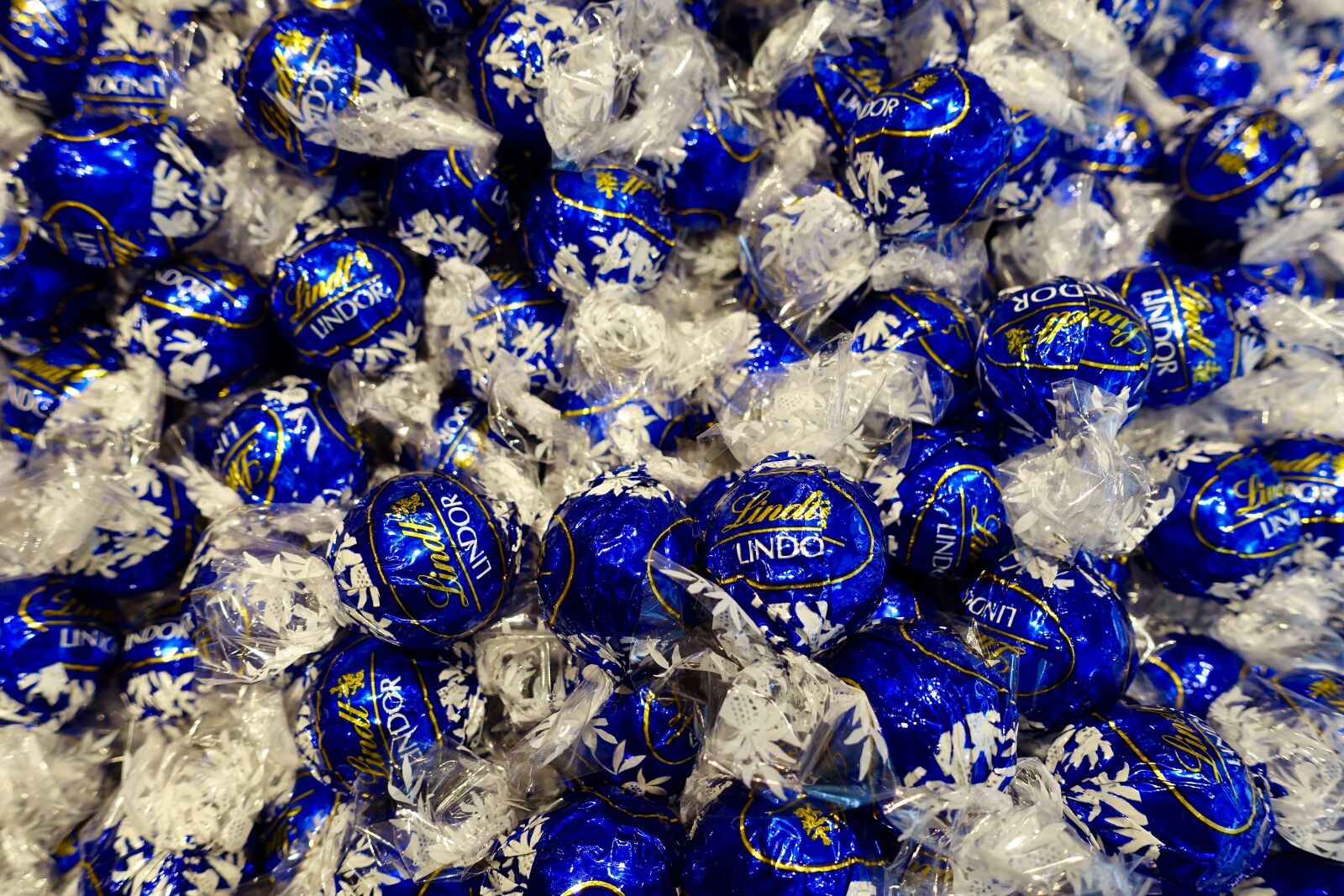 Sony Cyber-shot DSC-RX100 III sample photo. Sweets, chocolate, candy photography