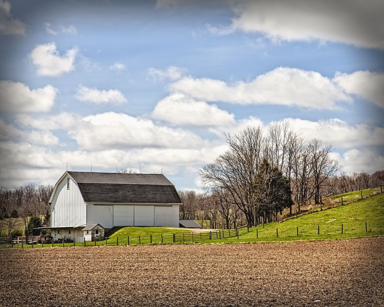 Canon EOS 5D Mark II sample photo. Barn, rustic, barns photography