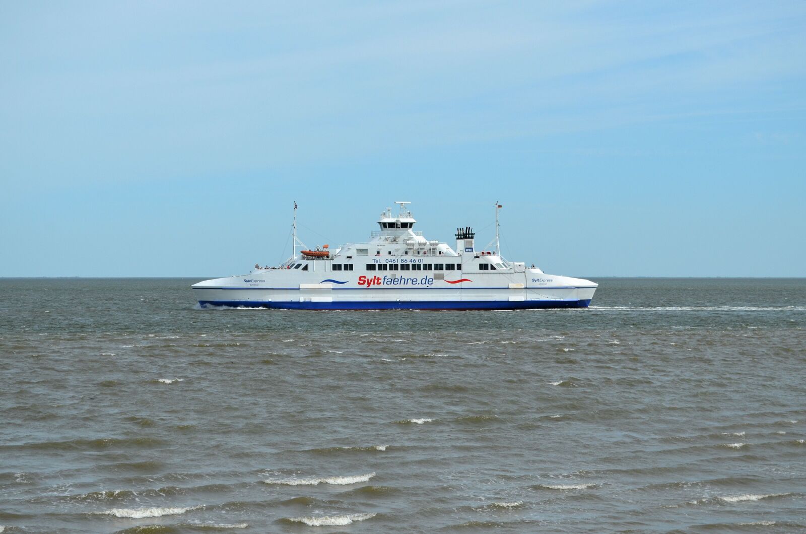 Nikon D5100 sample photo. Ferry, transport, sylt photography