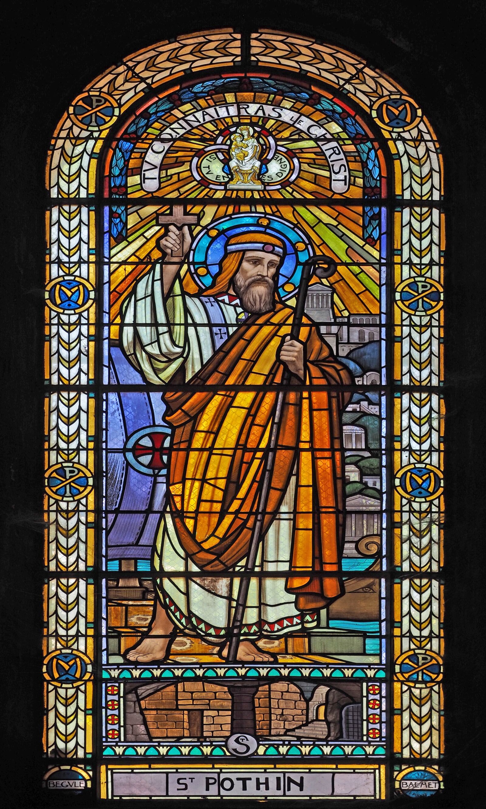 Olympus OM-D E-M1 + Olympus M.Zuiko Digital ED 12-40mm F2.8 Pro sample photo. Stained glass windows, religion photography