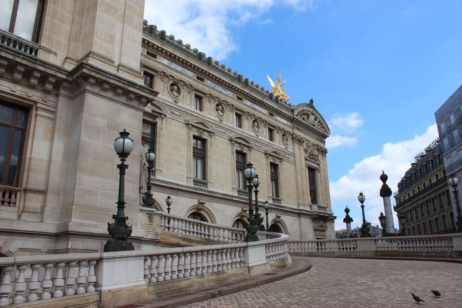 Canon EOS 600D (Rebel EOS T3i / EOS Kiss X5) sample photo. Paris, france, architecture photography