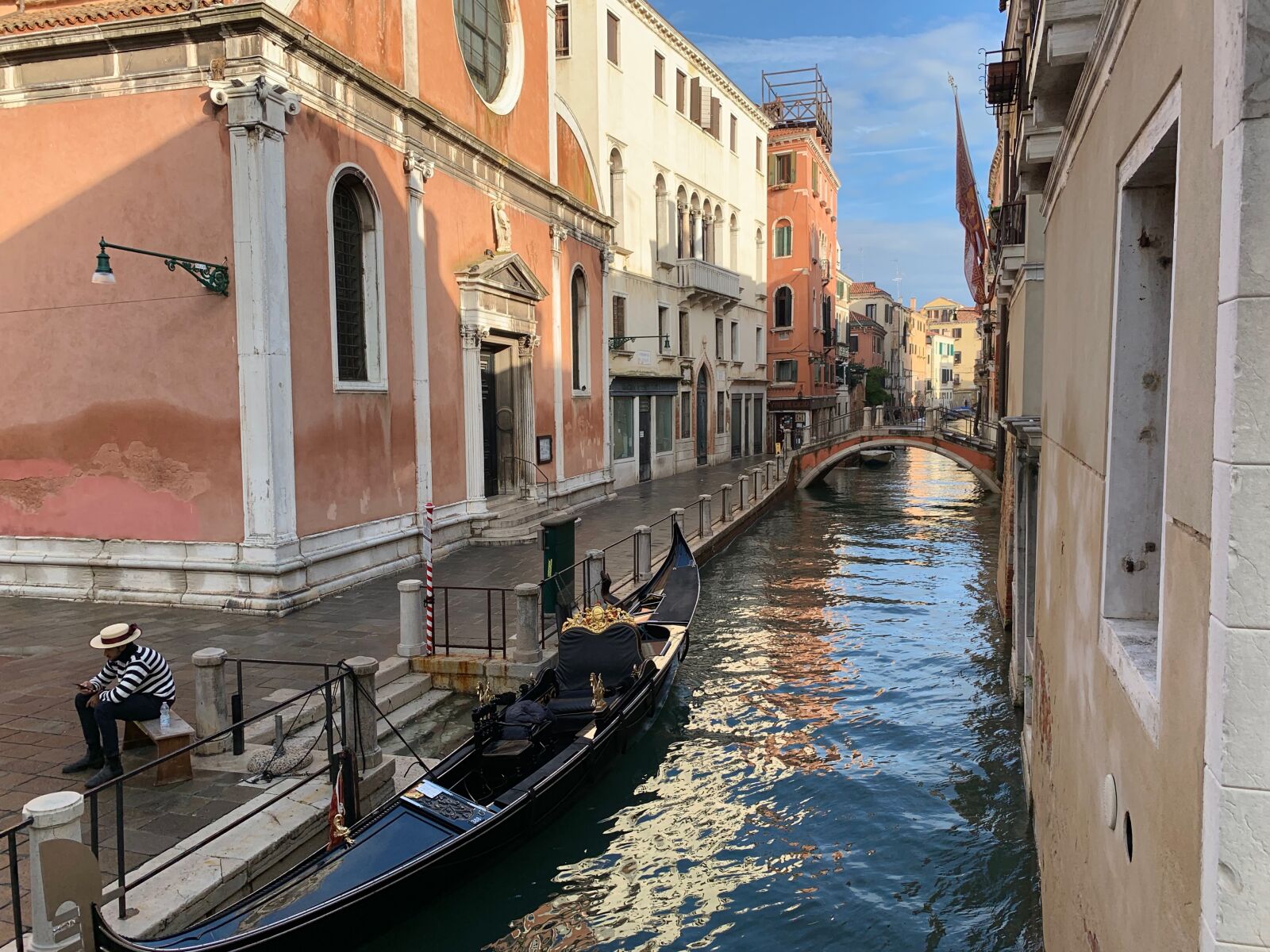Apple iPhone XR sample photo. Canal, gondola, venice photography
