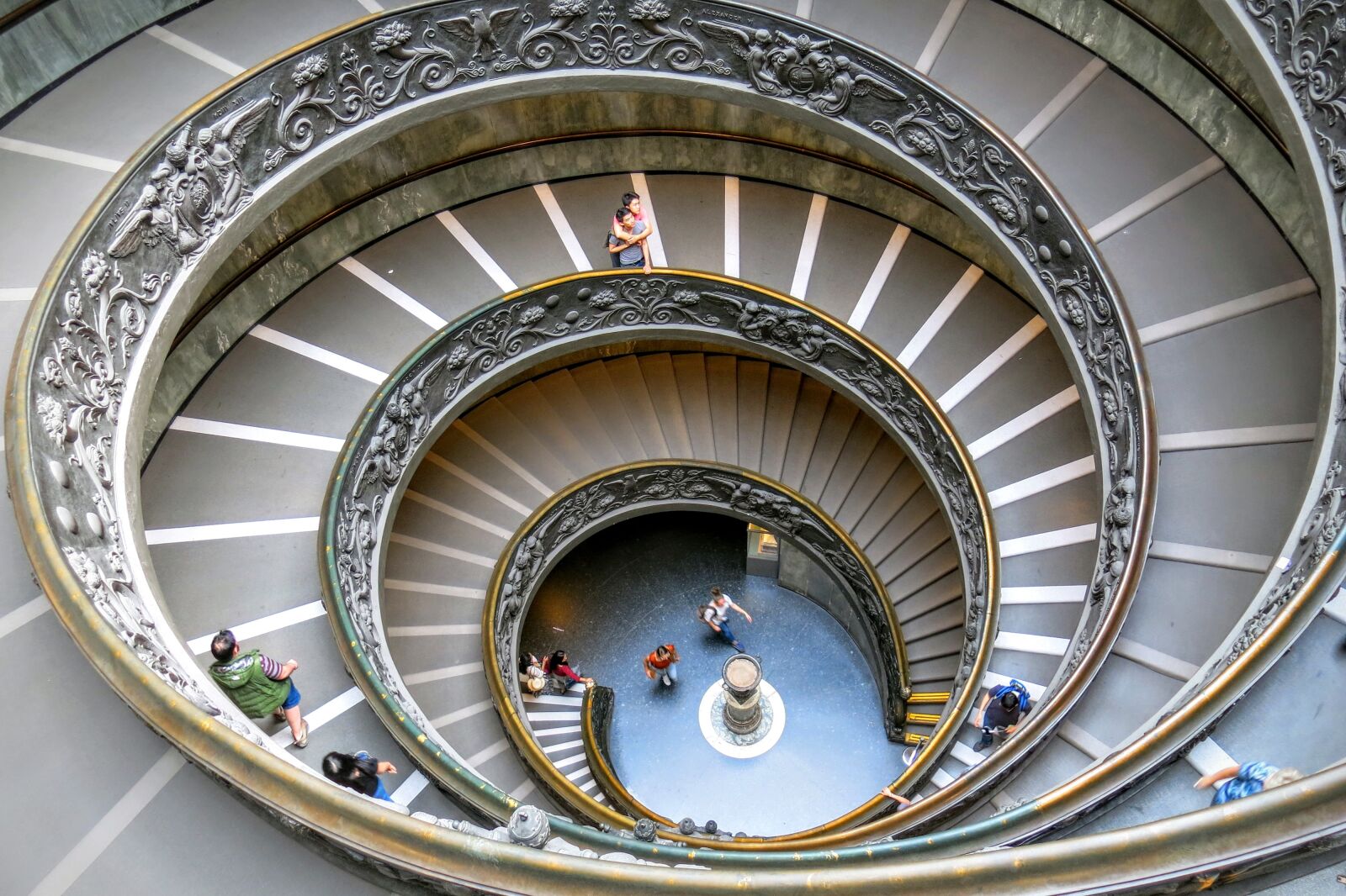 Canon PowerShot G15 sample photo. Vatican museum, spiral, steps photography