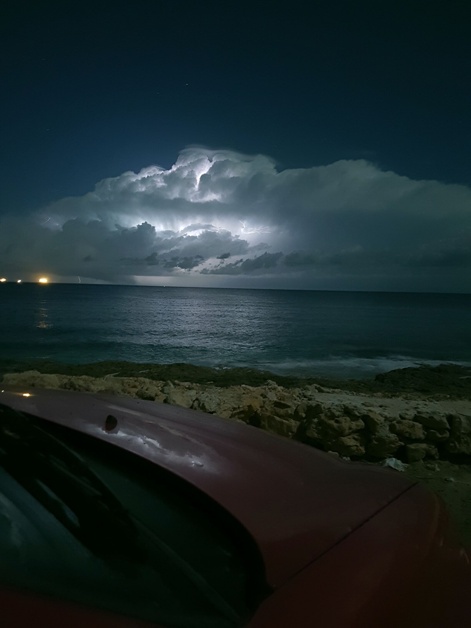Samsung Galaxy S7 Edge sample photo. Lightning, night, sea photography