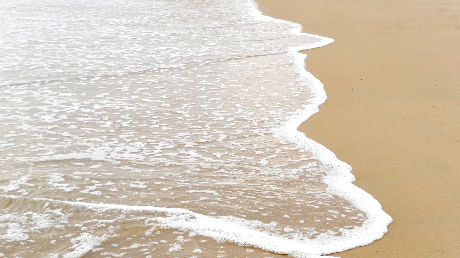 Sony Cyber-shot DSC-HX10V sample photo. Sea, beach, sand, water photography