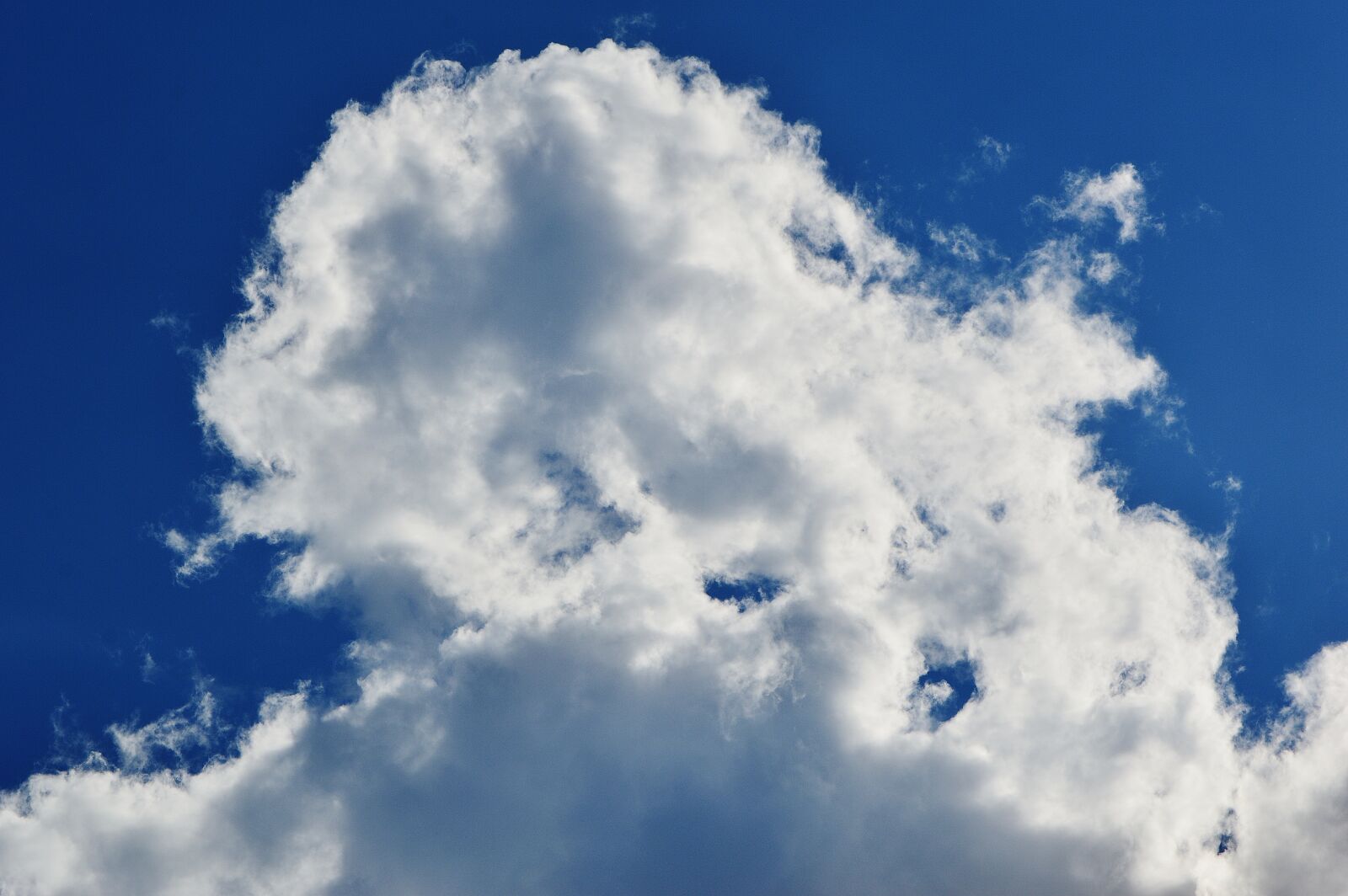 Nikon D3200 sample photo. Clouds, sky, white photography