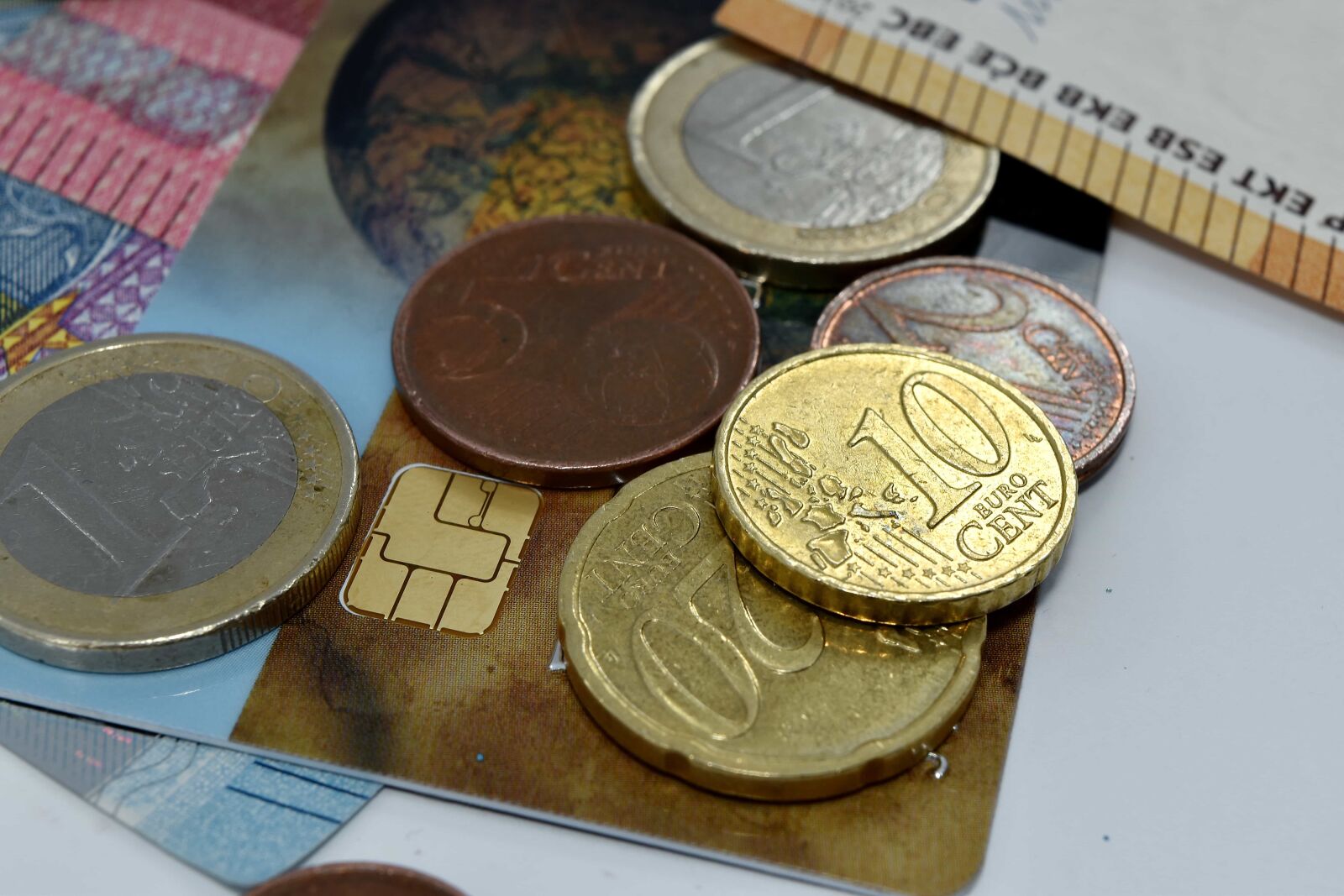 Nikon D5500 sample photo. Buy, capital, cent, coins photography