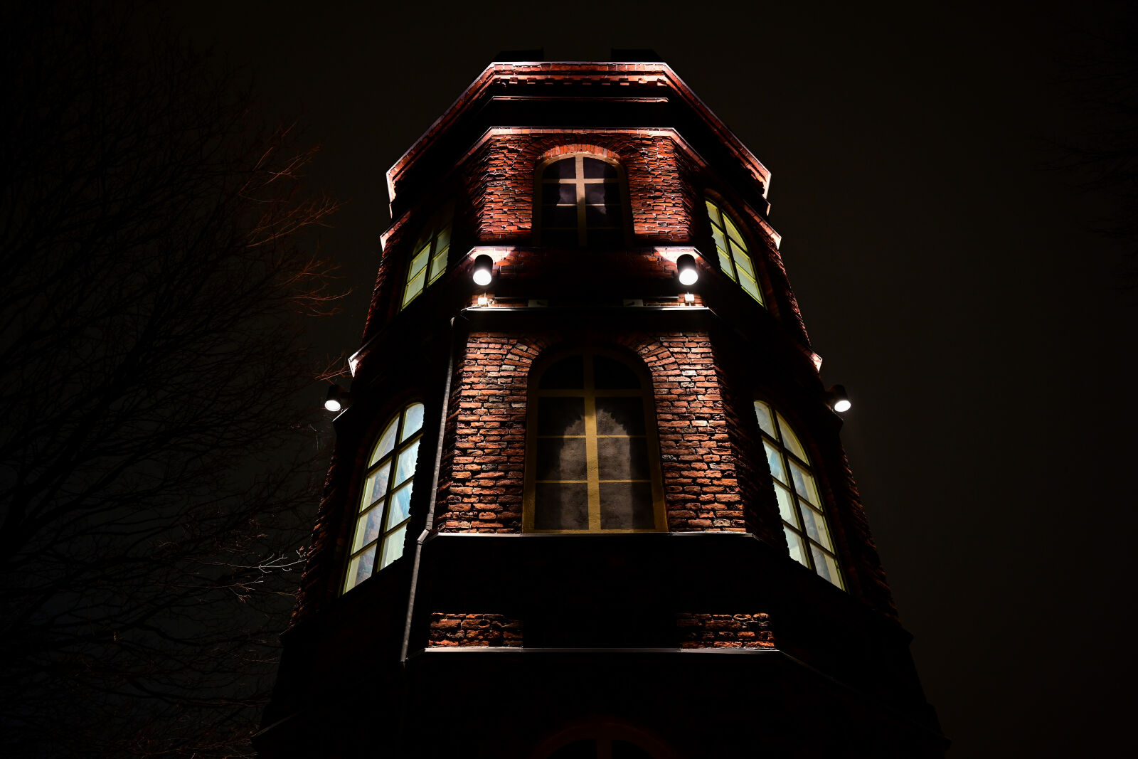 Nikon Z7 II sample photo. Tower of the night photography