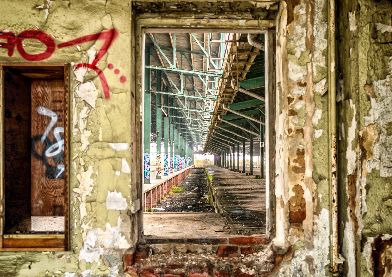 Nikon D3300 sample photo. Lost places, window, atmosphere photography