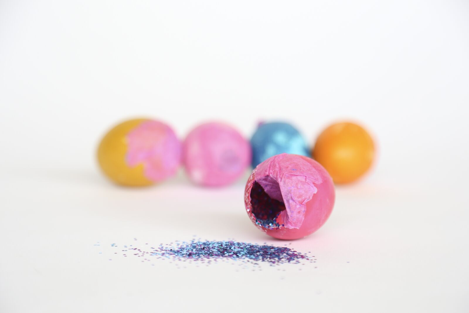 Canon EOS 6D sample photo. Eggs, easter, confetti photography