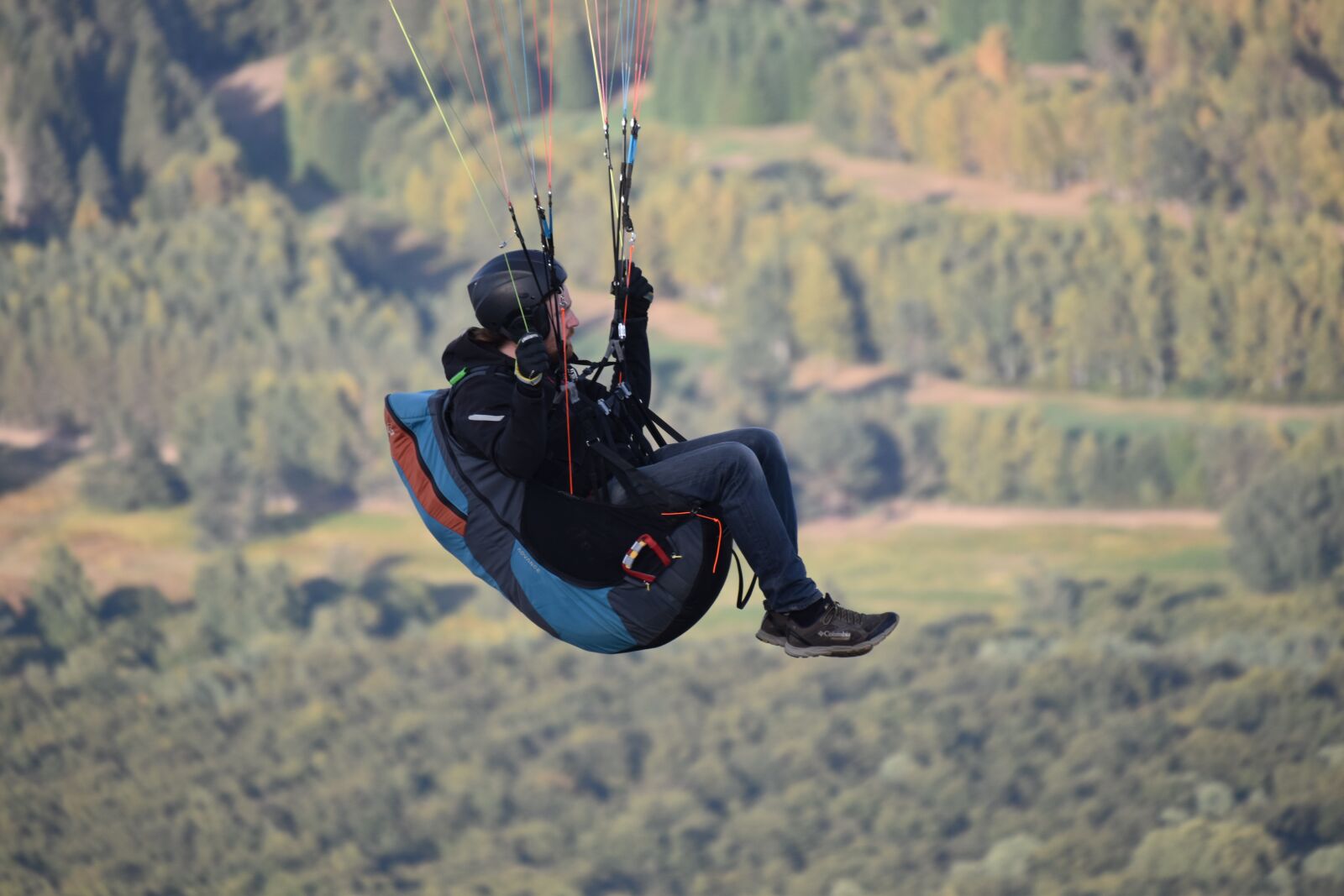 Nikon D5600 sample photo. Fifth wheel, sitting paragliding photography