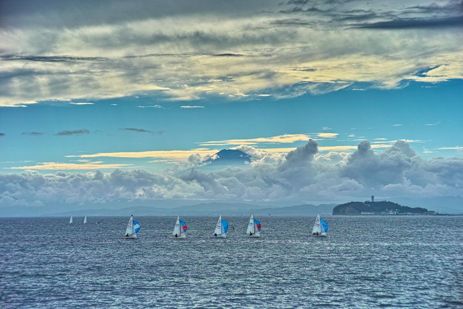 Sigma DP3 Merrill sample photo. Mt fuji, sea, yacht photography