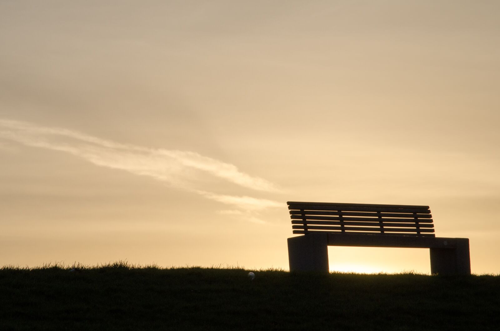 Nikon D5100 sample photo. Bank, sunset, dike photography