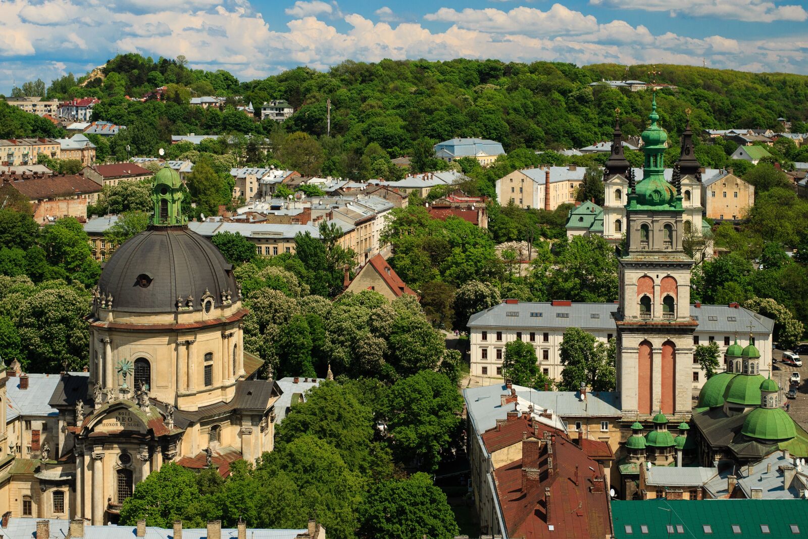 Canon EOS 100D (EOS Rebel SL1 / EOS Kiss X7) sample photo. Lviv, ukraine, unesco photography