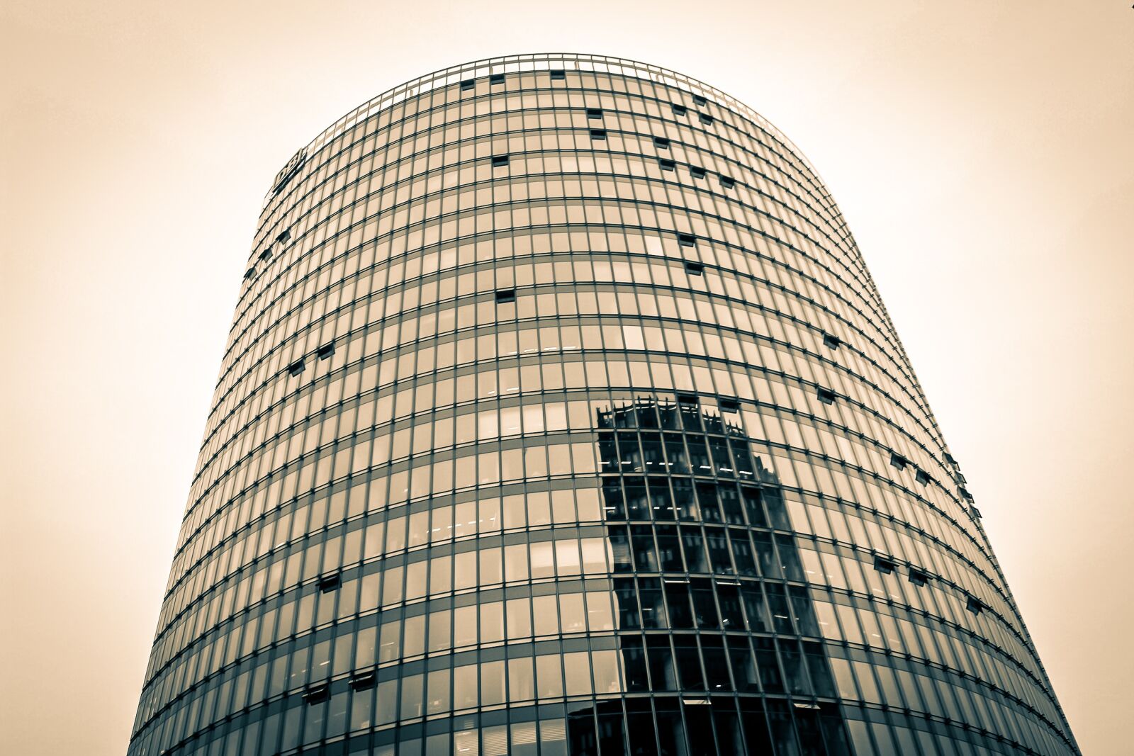 Canon EOS 100D (EOS Rebel SL1 / EOS Kiss X7) sample photo. Building, architecture, high building photography