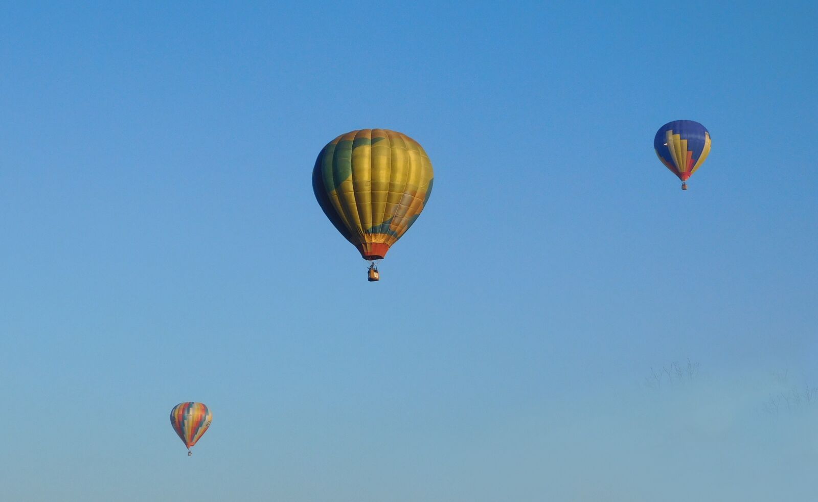 Nikon Coolpix L840 sample photo. Balloon, hot air balloon photography