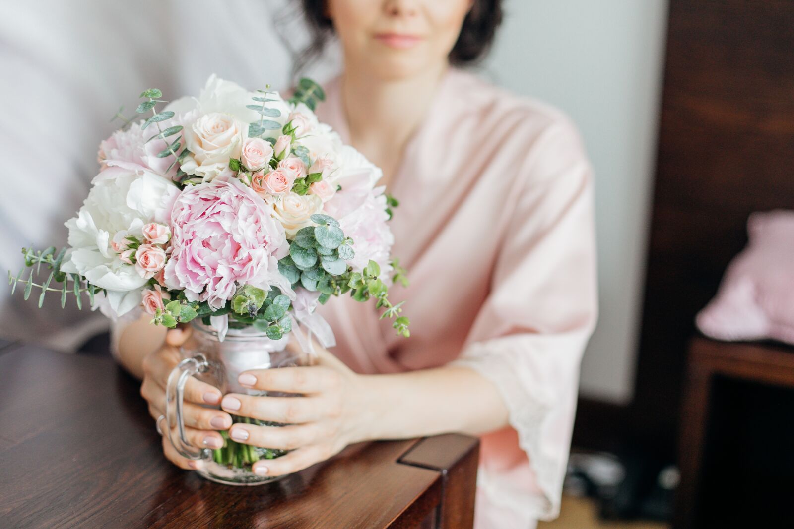 Canon EOS 5D Mark IV + Canon EF 50mm F1.4 USM sample photo. Bouquet, flowers, roses photography