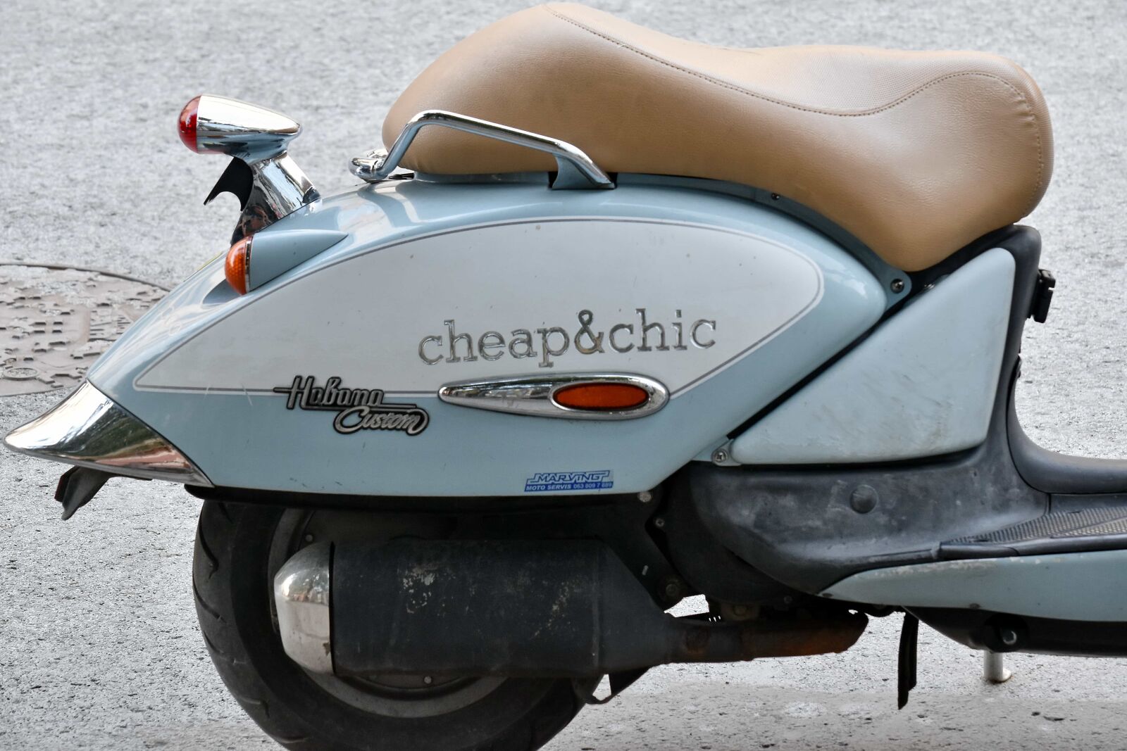 Nikon D5500 sample photo. Moped, seat, tire, vintage photography