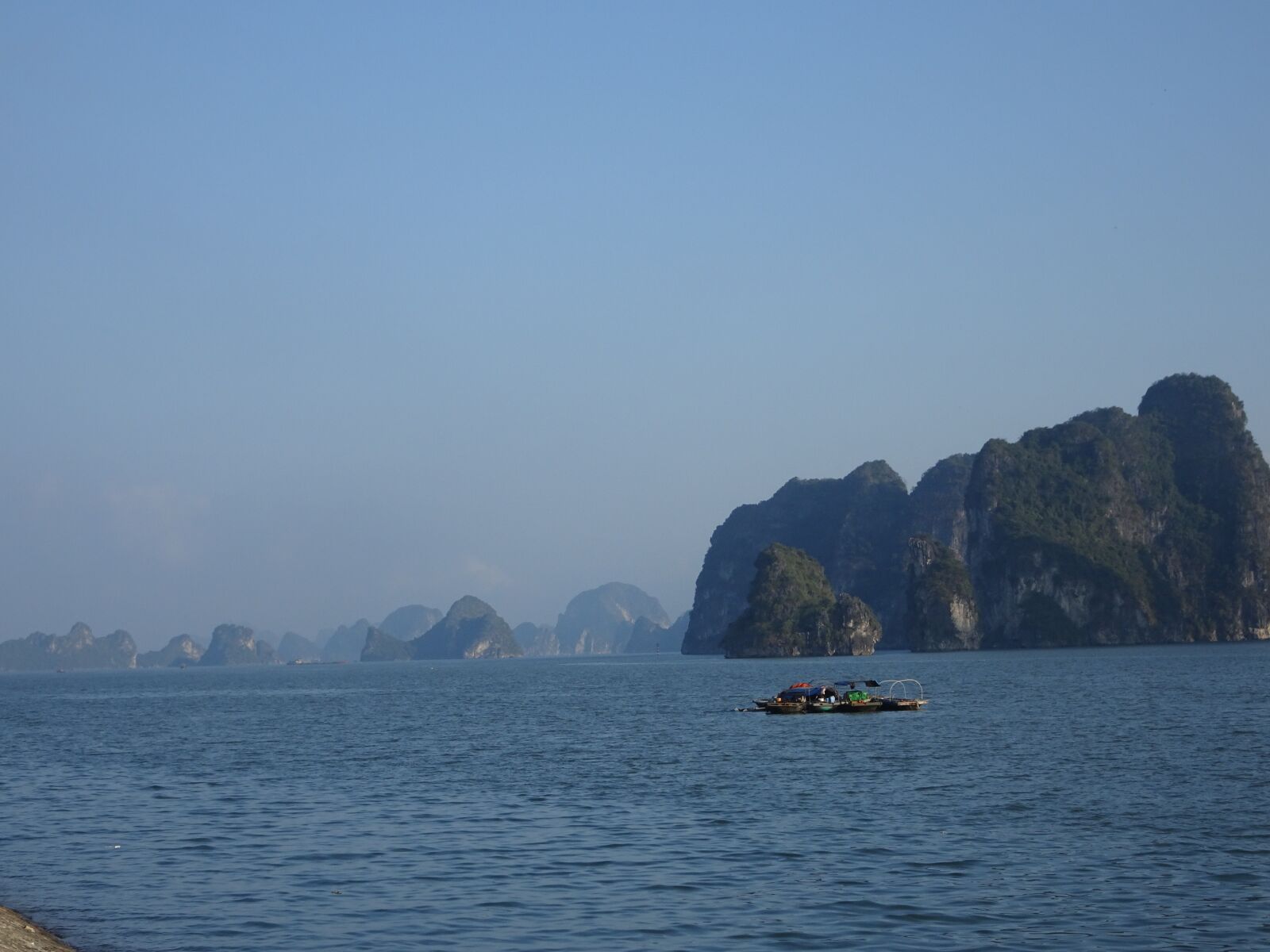 Sony Cyber-shot DSC-HX90V sample photo. Red sea workshop, halong photography