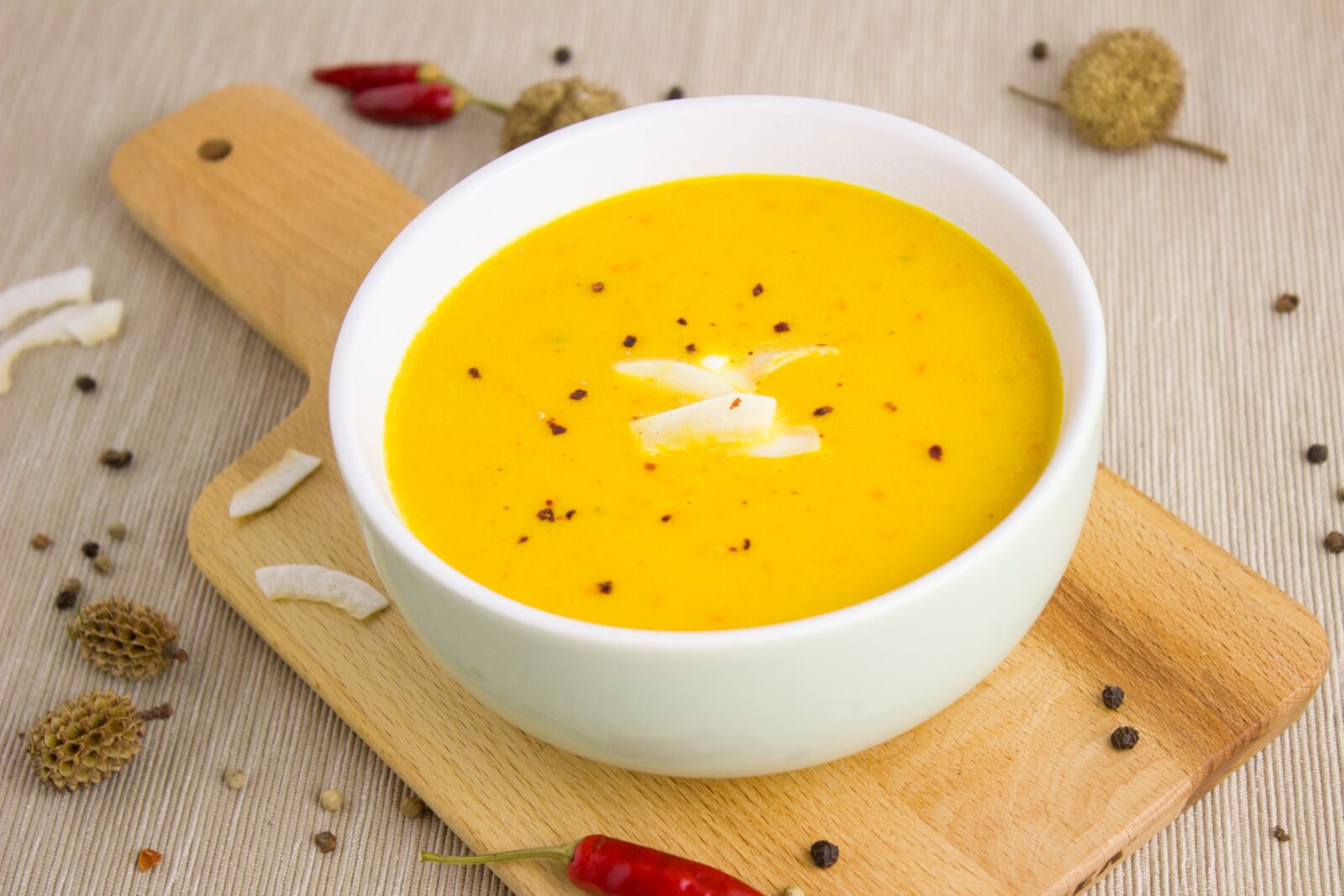 Canon EOS 600D (Rebel EOS T3i / EOS Kiss X5) sample photo. Soup, pumpkin, coconut photography