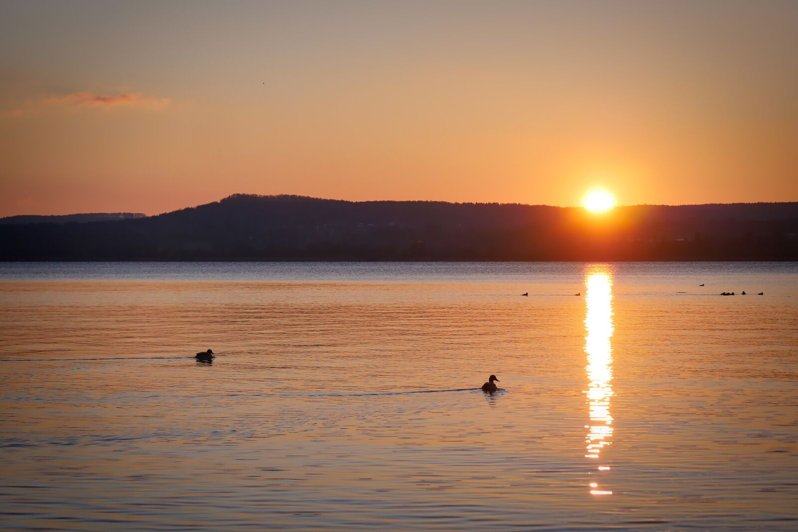 Panasonic Lumix DMC-GX8 sample photo. Sunset, dawn, waters photography