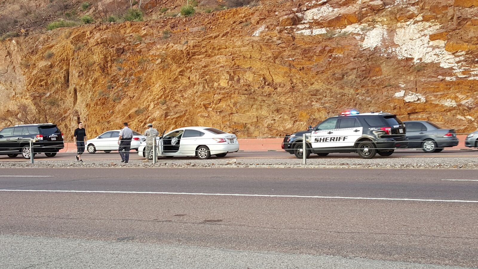Samsung Galaxy S6 sample photo. Police, accident, danger photography