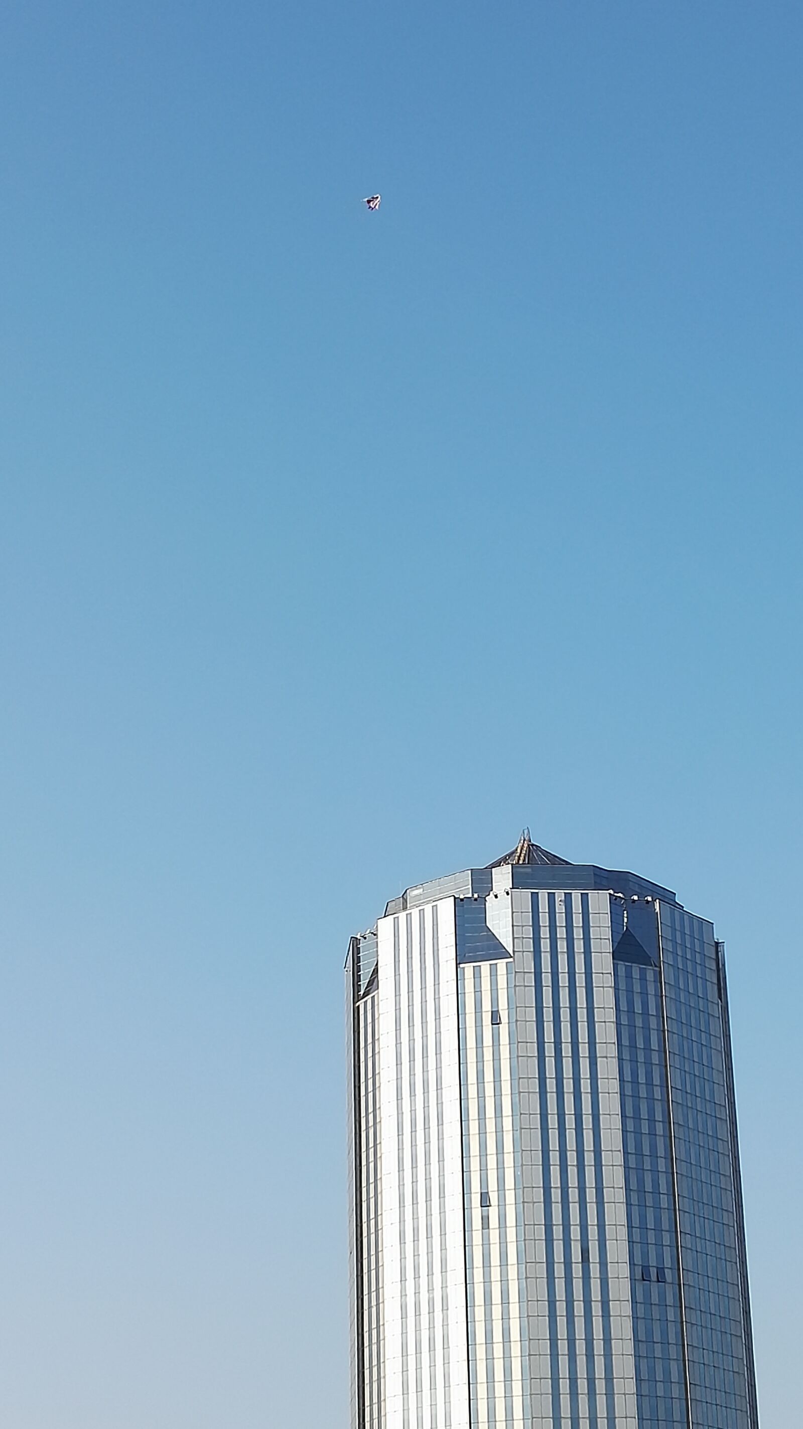 HUAWEI Honor 7 sample photo. Tall buildings, aircraft, look photography