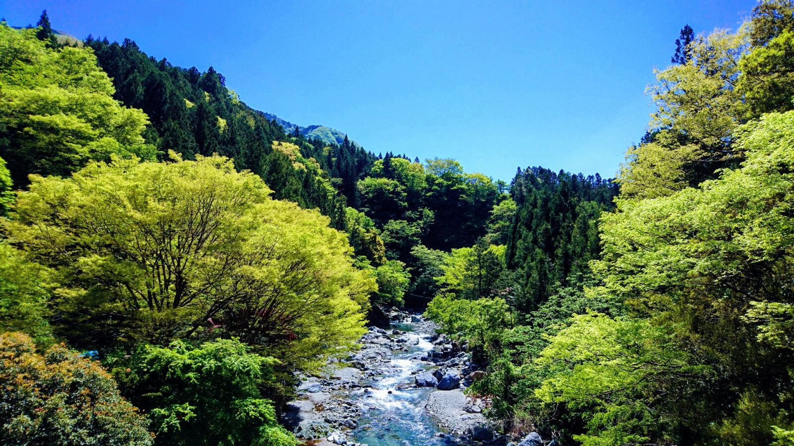 Sony Xperia X Compact sample photo. Mountain, mt, river photography