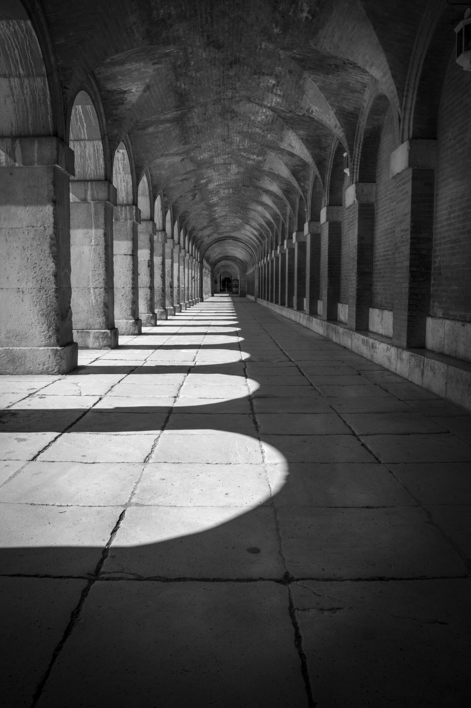 Nikon D3200 sample photo. Arches, architecture photography