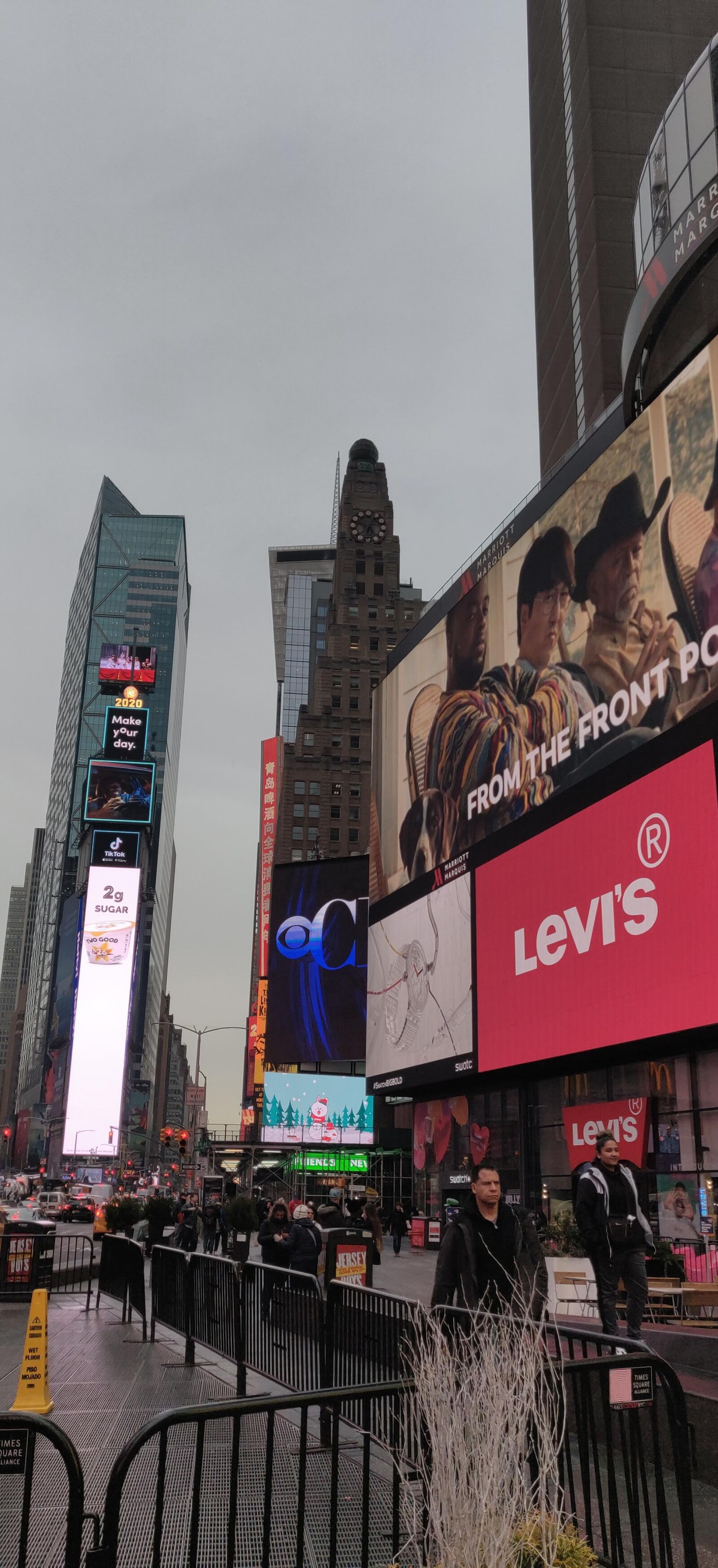 OnePlus 6T sample photo. New york, time square photography