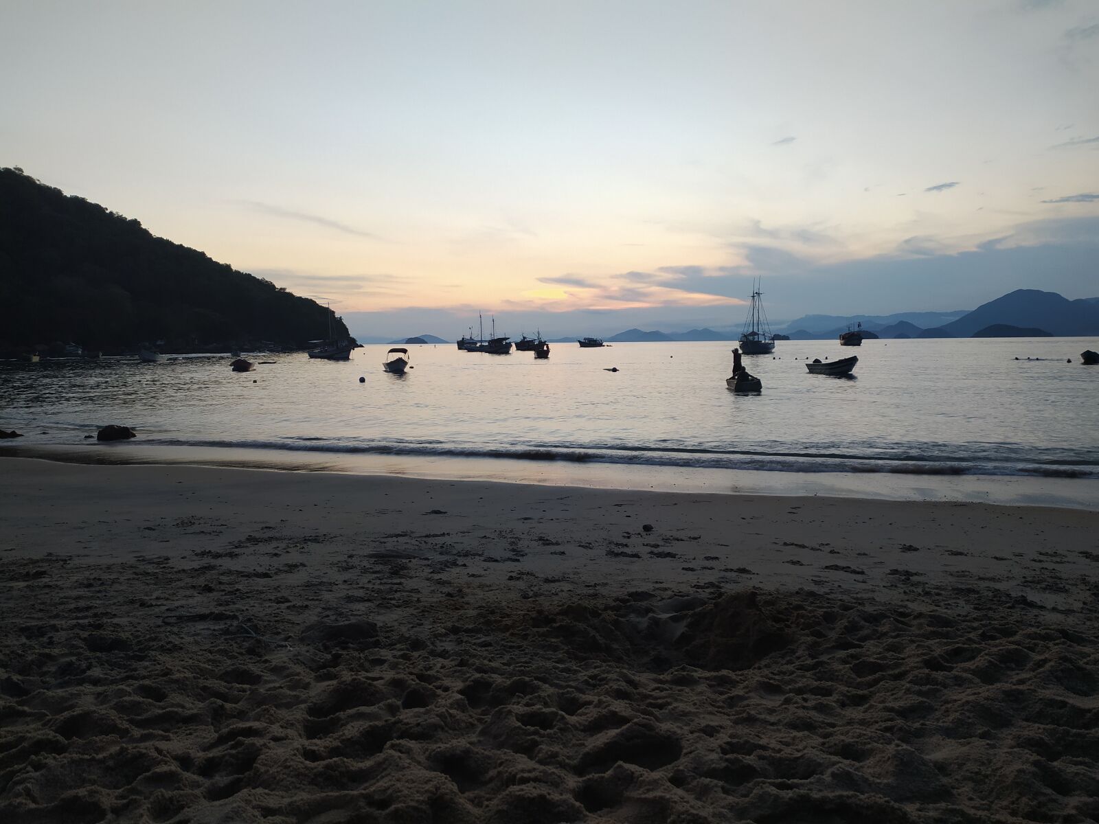 Xiaomi Redmi Note 8 sample photo. Praia, beach, mar photography