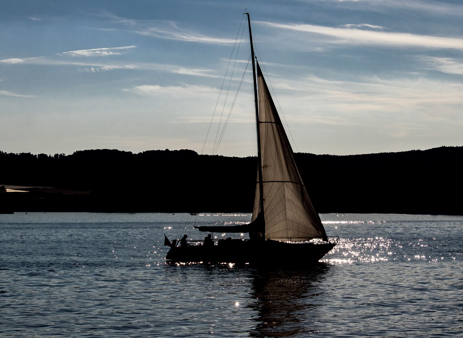 Canon EF-S 55-250mm F4-5.6 IS STM sample photo. Sailing boat, boat, water photography