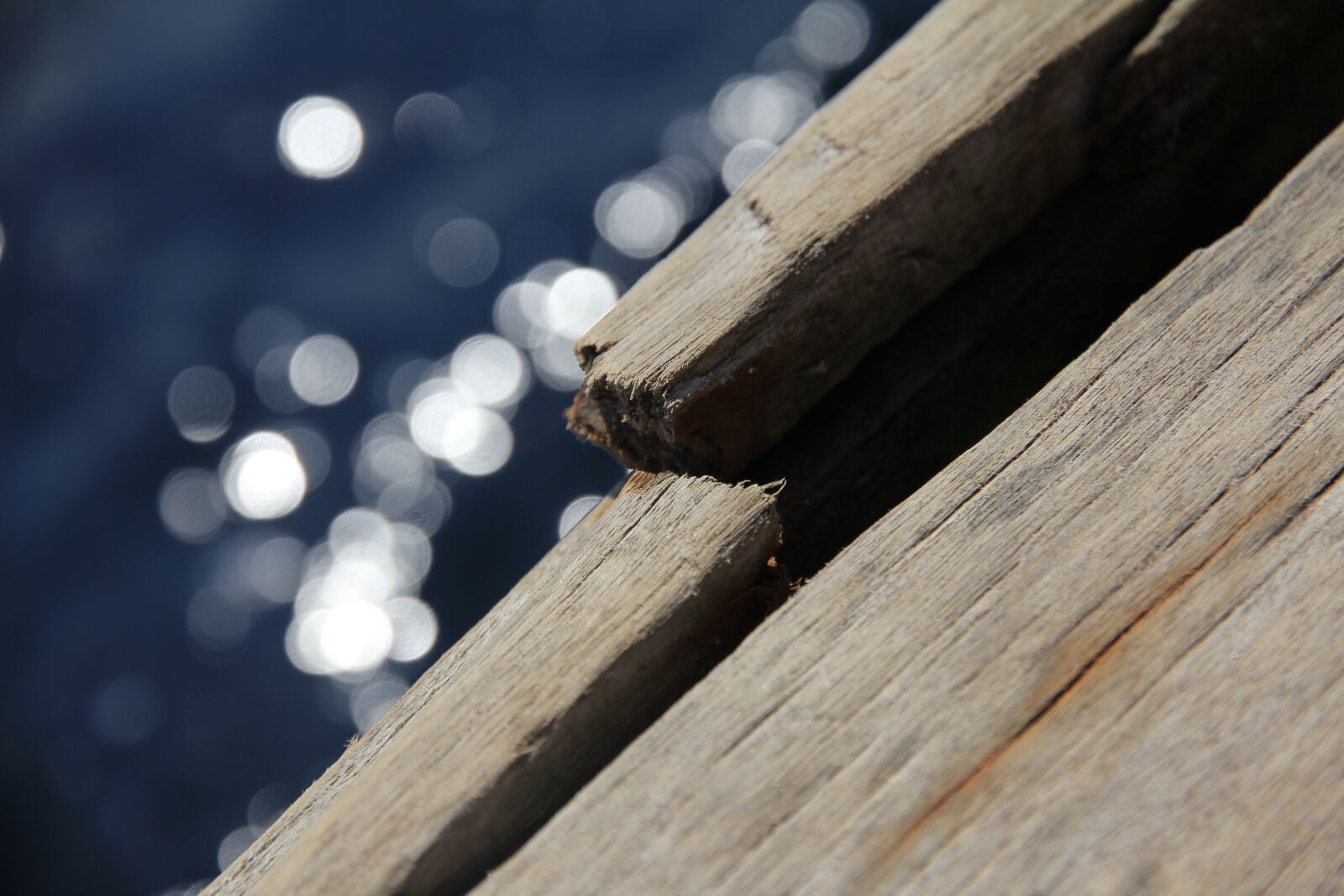 Canon EOS 550D (EOS Rebel T2i / EOS Kiss X4) sample photo. Sea, boat, sunset photography