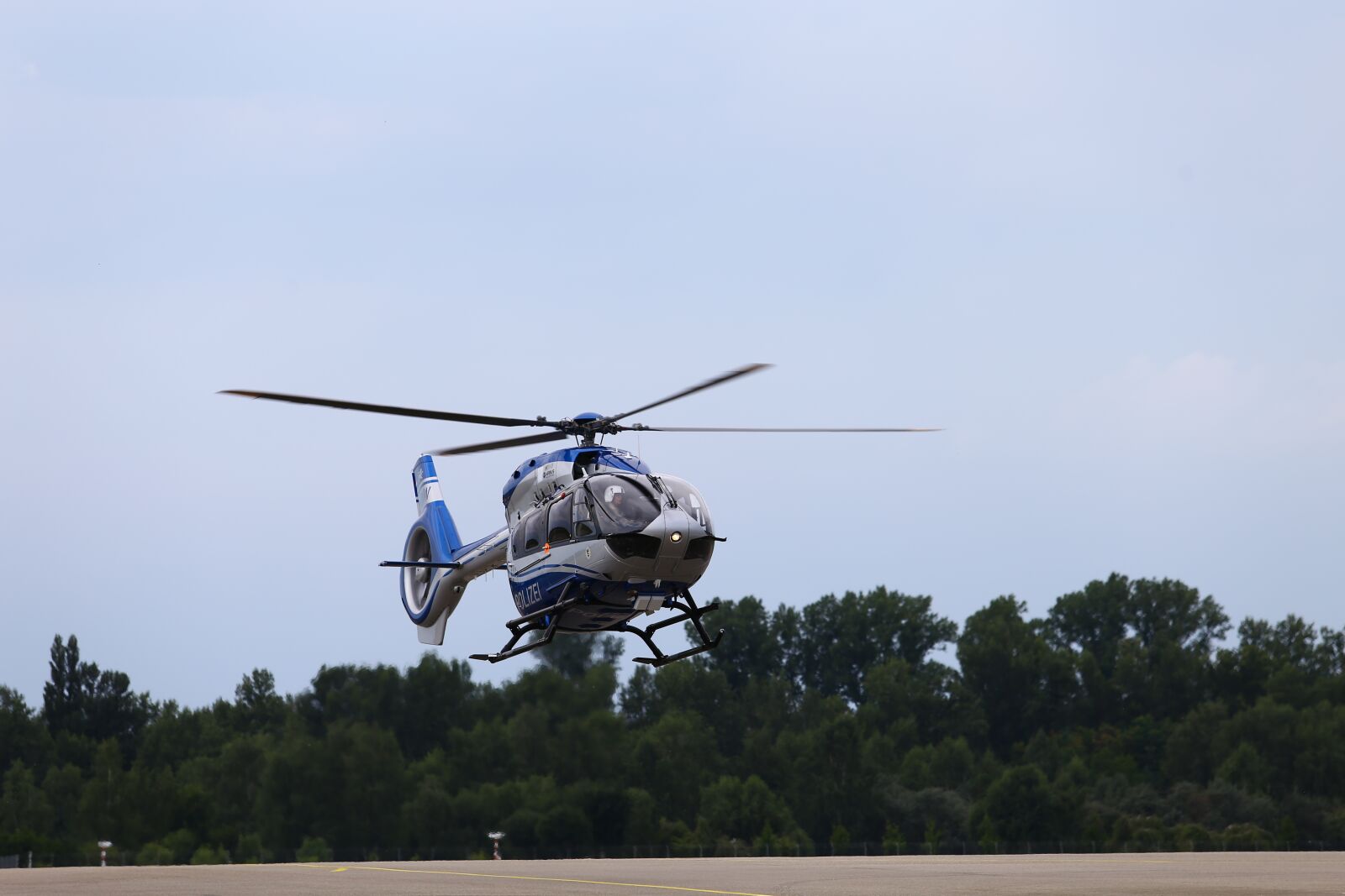 Canon EF 70-200mm F2.8L USM sample photo. Police, helicopter, flying photography