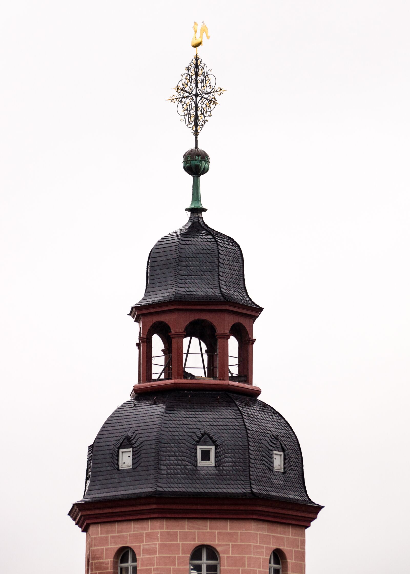 Sony DT 18-135mm F3.5-5.6 SAM sample photo. Church, tower, weather vane photography