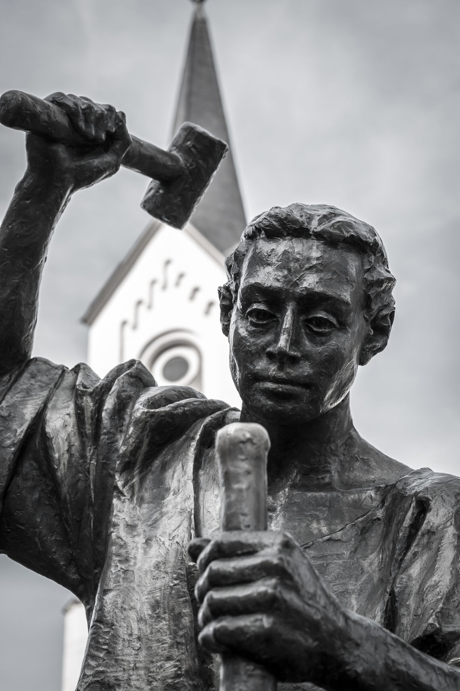 Samsung NX300M sample photo. Craftsmen, sculpture, face photography