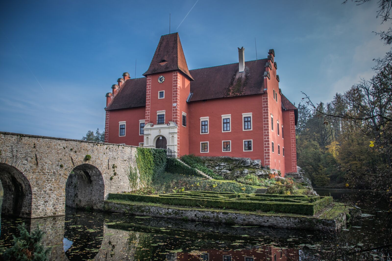 Nikon D5300 sample photo. Castle, water, architecture photography