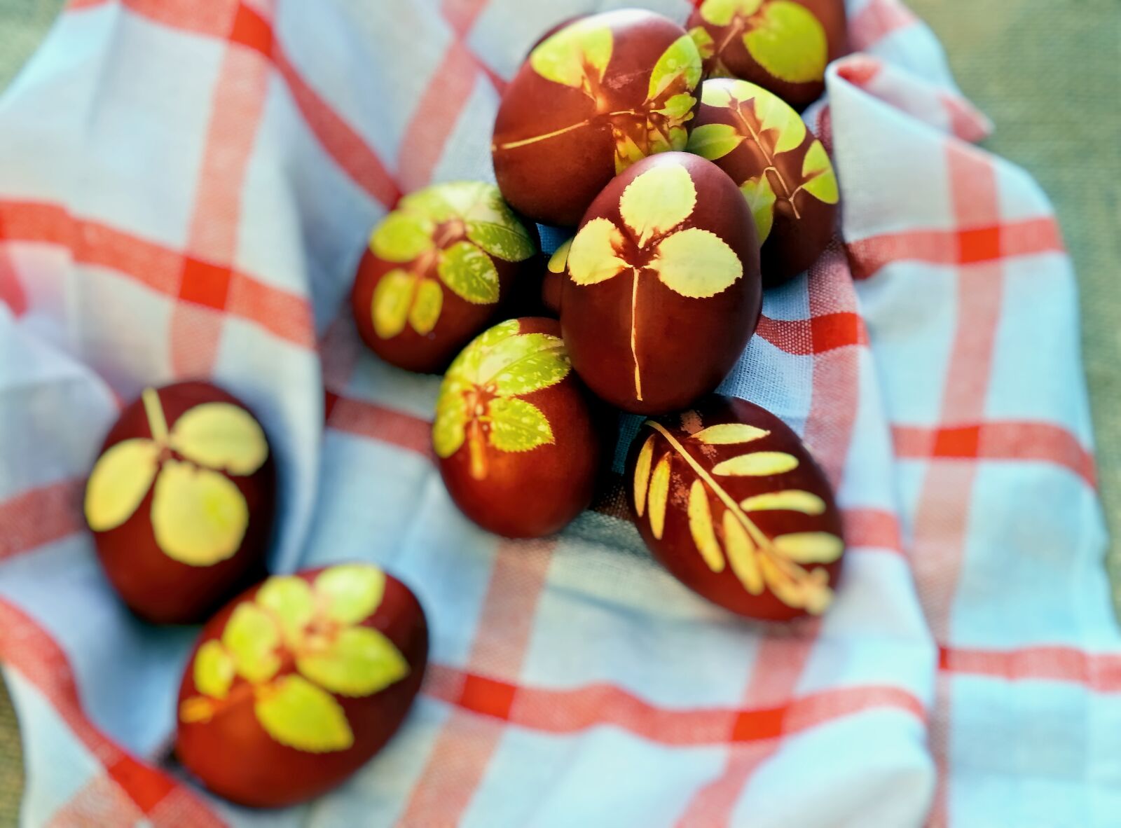 Nikon Coolpix P900 sample photo. Easter, eggs, bournemouth photography
