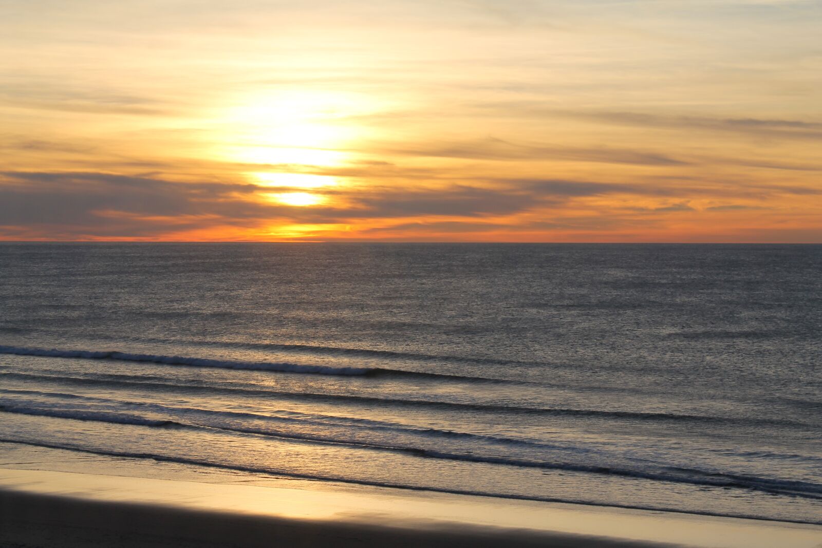 Canon EOS 1100D (EOS Rebel T3 / EOS Kiss X50) sample photo. Sunset, ocean, sea photography