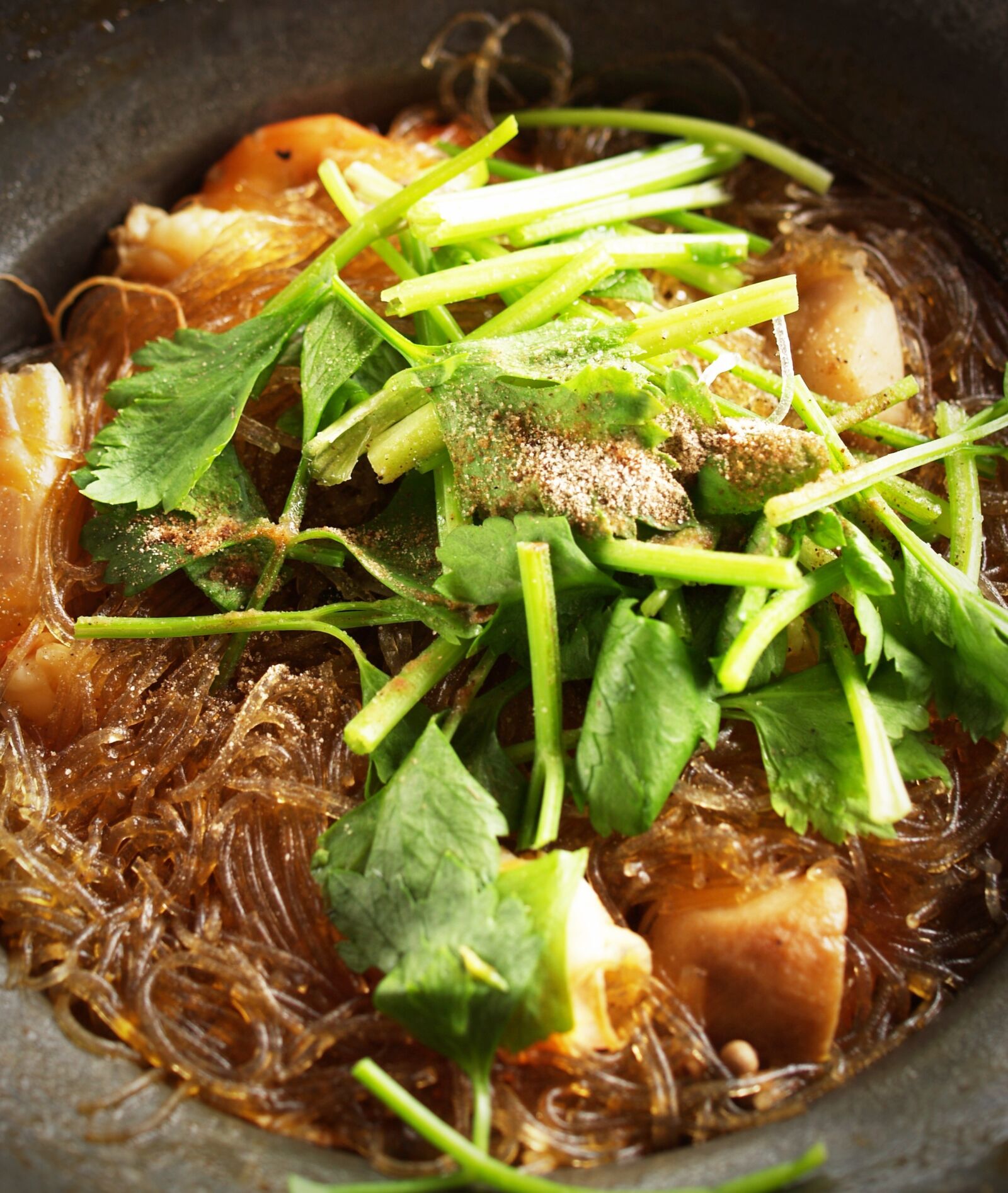 Olympus E-300 (EVOLT E-300) sample photo. Food, thai, chicken photography